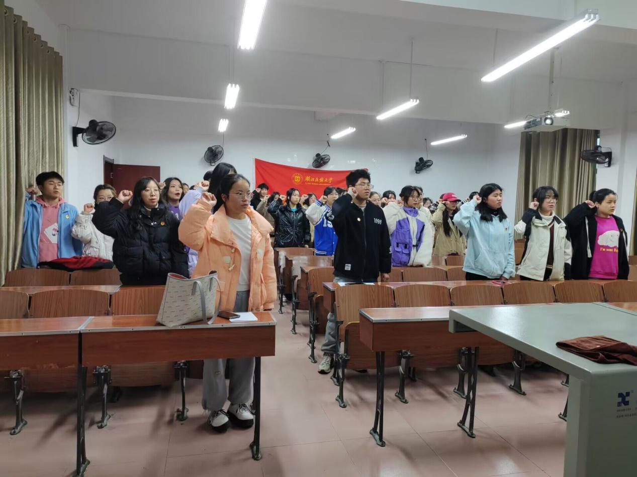 说明: A7395E3CFBF989096C3889FE098BBECD